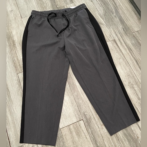Lane Bryant Gray and Black Cropped Pants - Picture 1 of 3